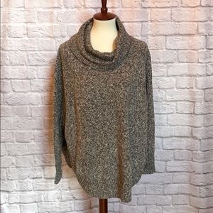 Leo & Nicole for Stitch Fix - Poncho - L